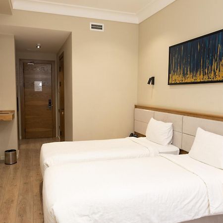 Hotel Marwa Tashkent Pool&Spa Kültér fotó