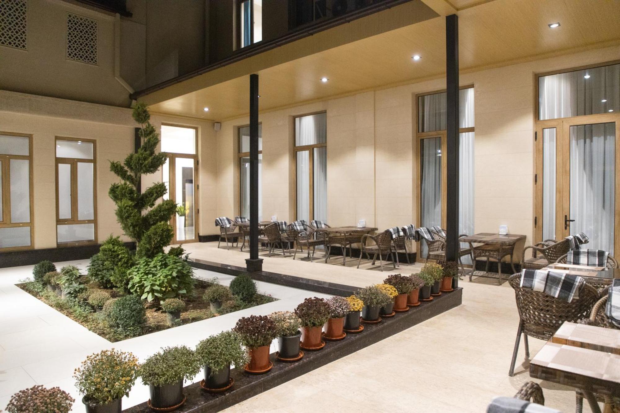 Hotel Marwa Tashkent Pool&Spa Kültér fotó