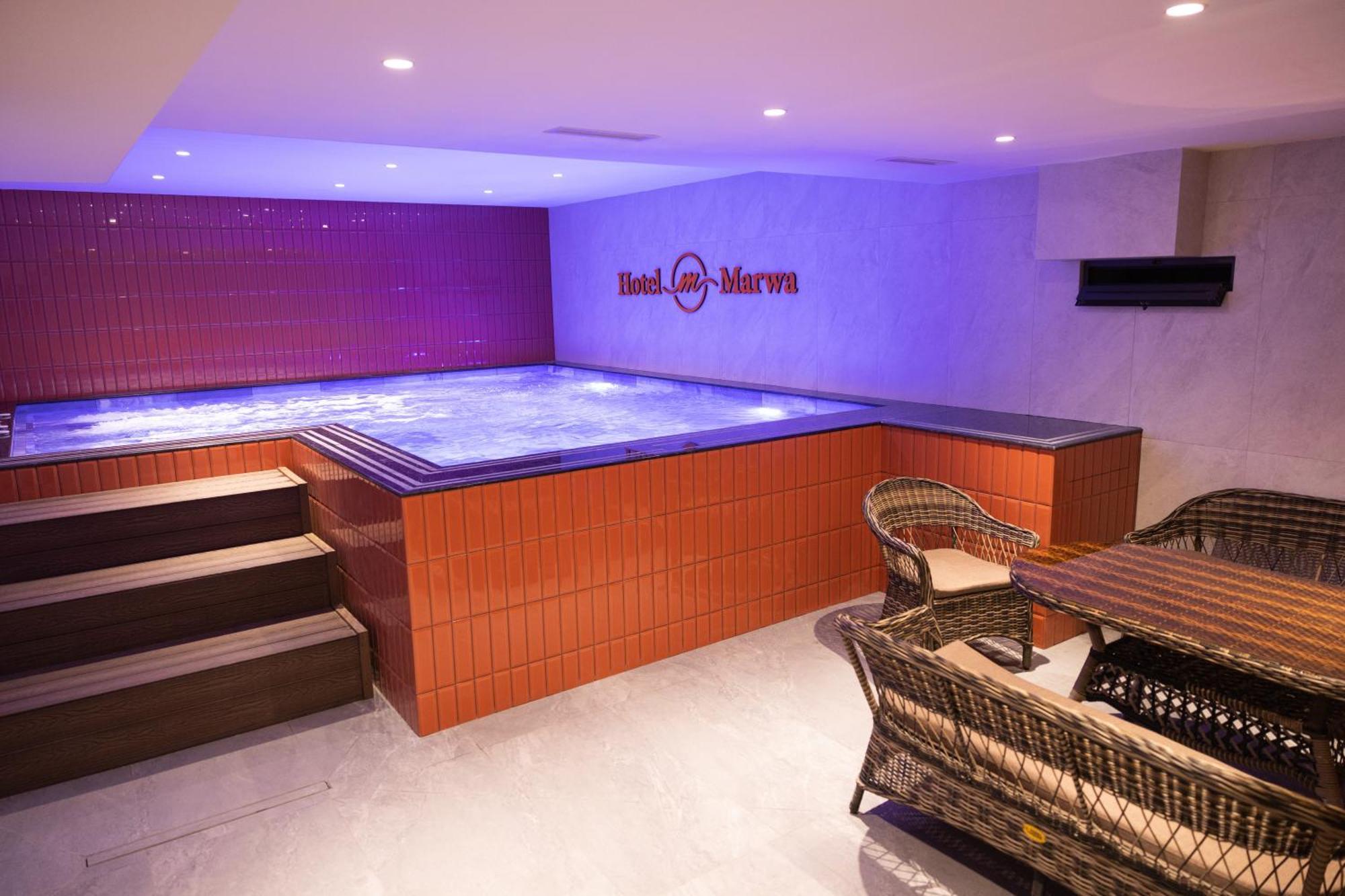 Hotel Marwa Tashkent Pool&Spa Kültér fotó